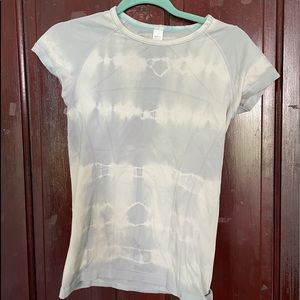Grey tie dye Iviva t shirt